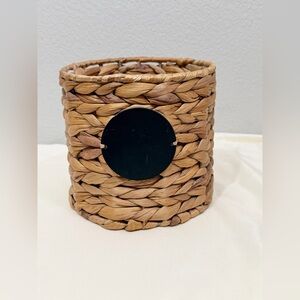 NEW Retired Thirty One Natural Tan Woven Wicker Basket Chalk Sign Home Organizer